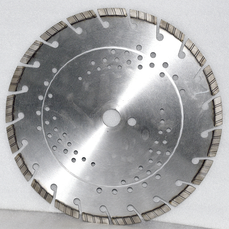DISCO DE CORTE Corte Diamond láser cuchilla de sierra soldada para reforzarse concreto